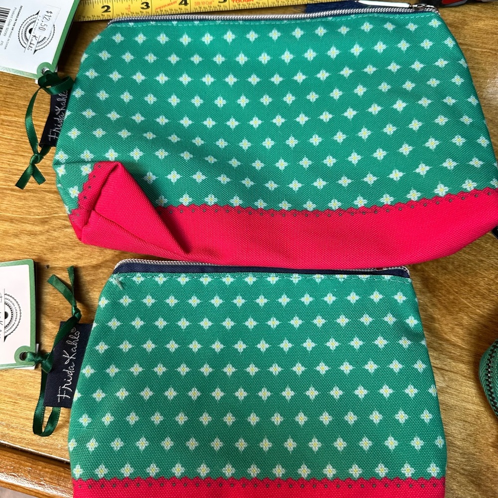 Makeup pouch bundle - Picture 7 of 11